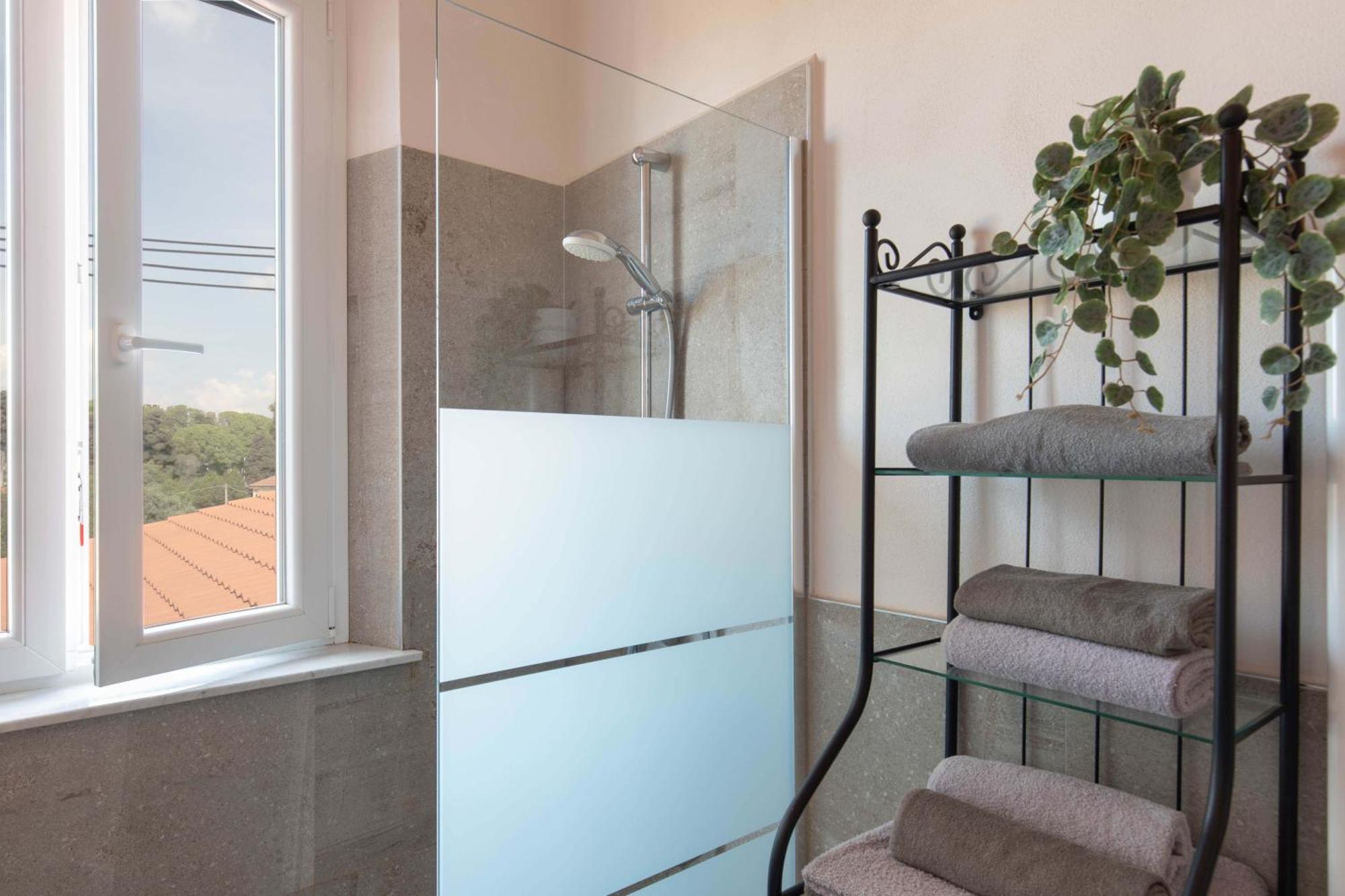 Abbraccio Di Mare- Relax Vicino Al Porto Apartment Livorno Exterior foto